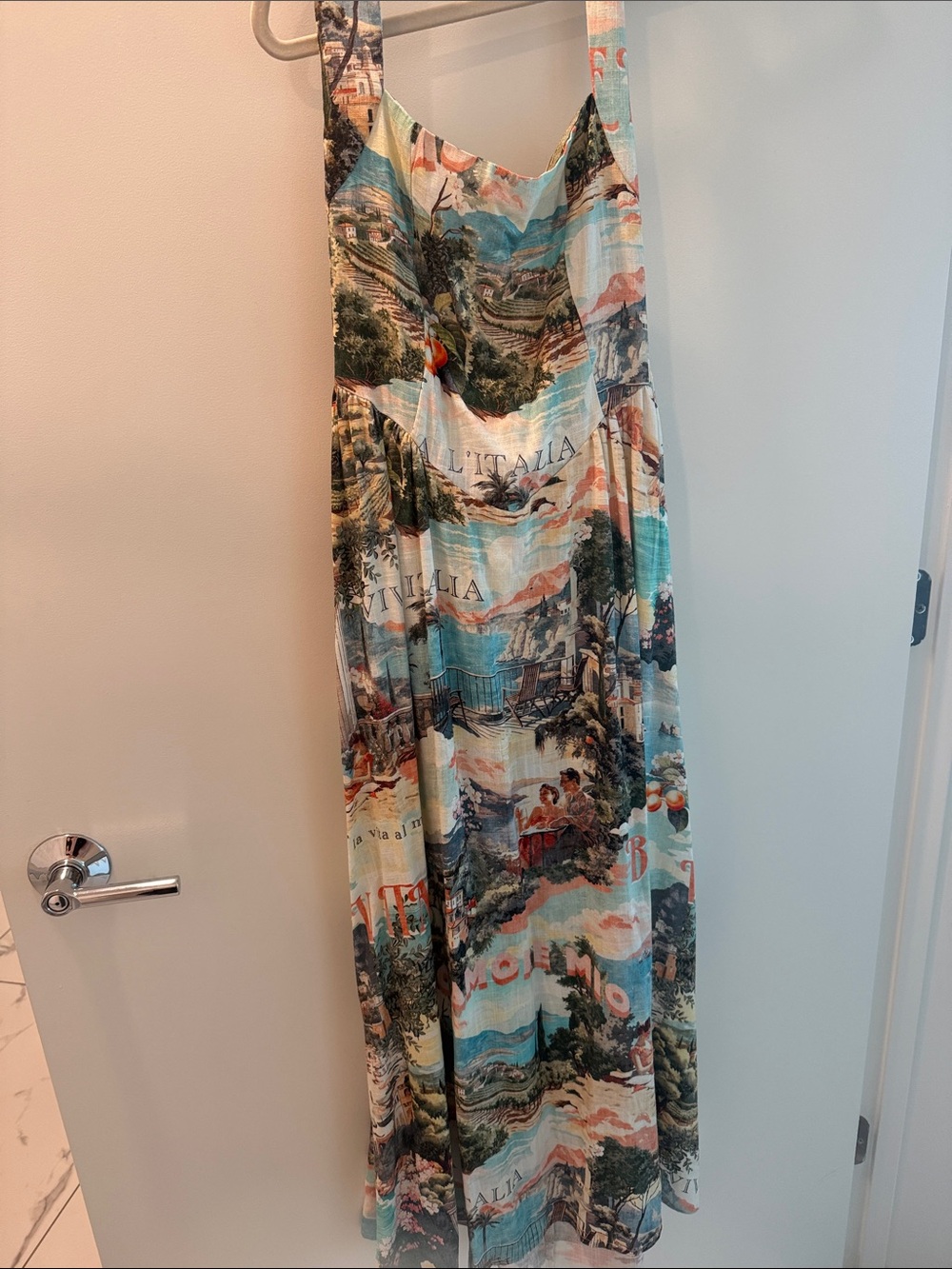 White Closet Isladora Halter Dress - Picture 4 of 7